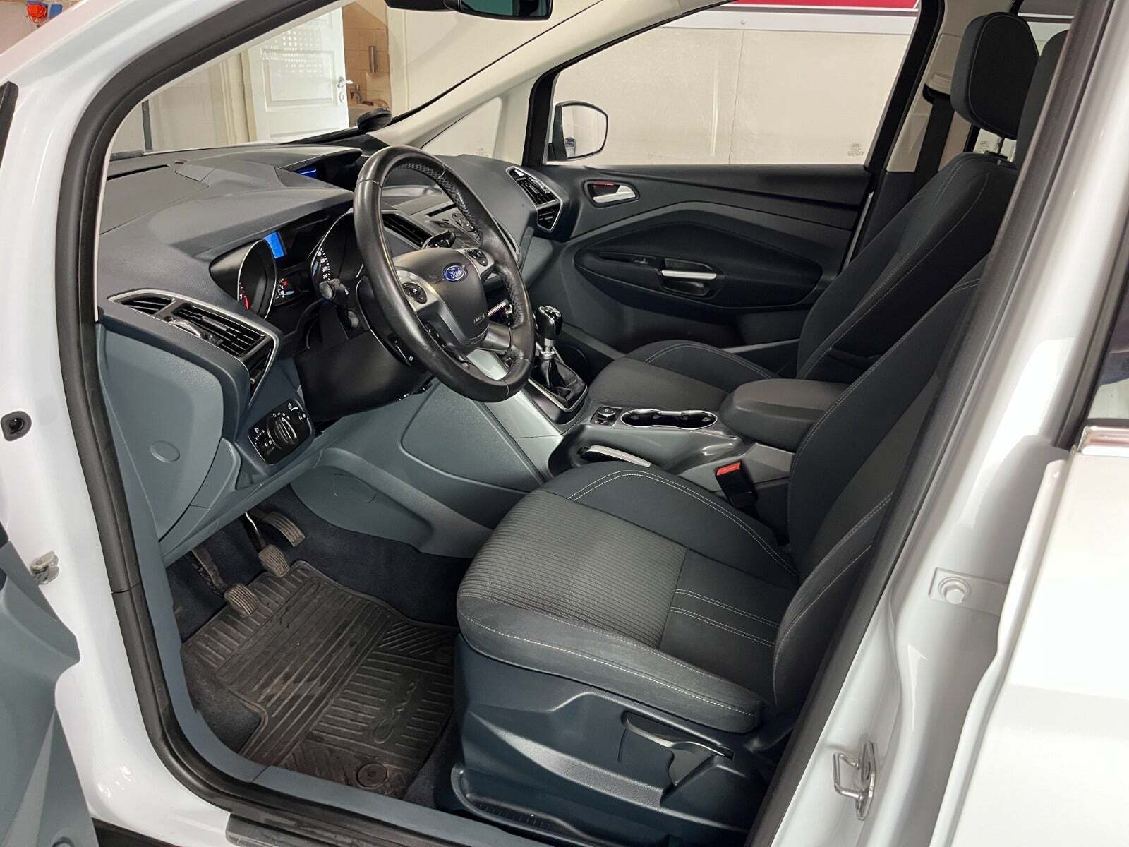 Ford C-MAX 1,6 SCTi 182 Titanium