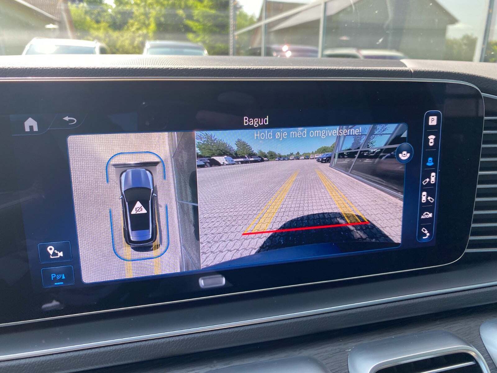 Grå Mercedes GLE350 de fra 2024