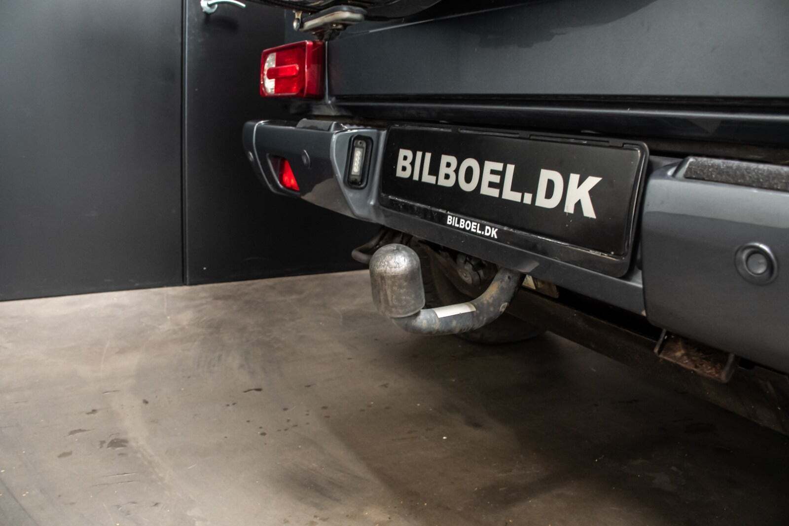 Grå Mercedes G350 fra 2015