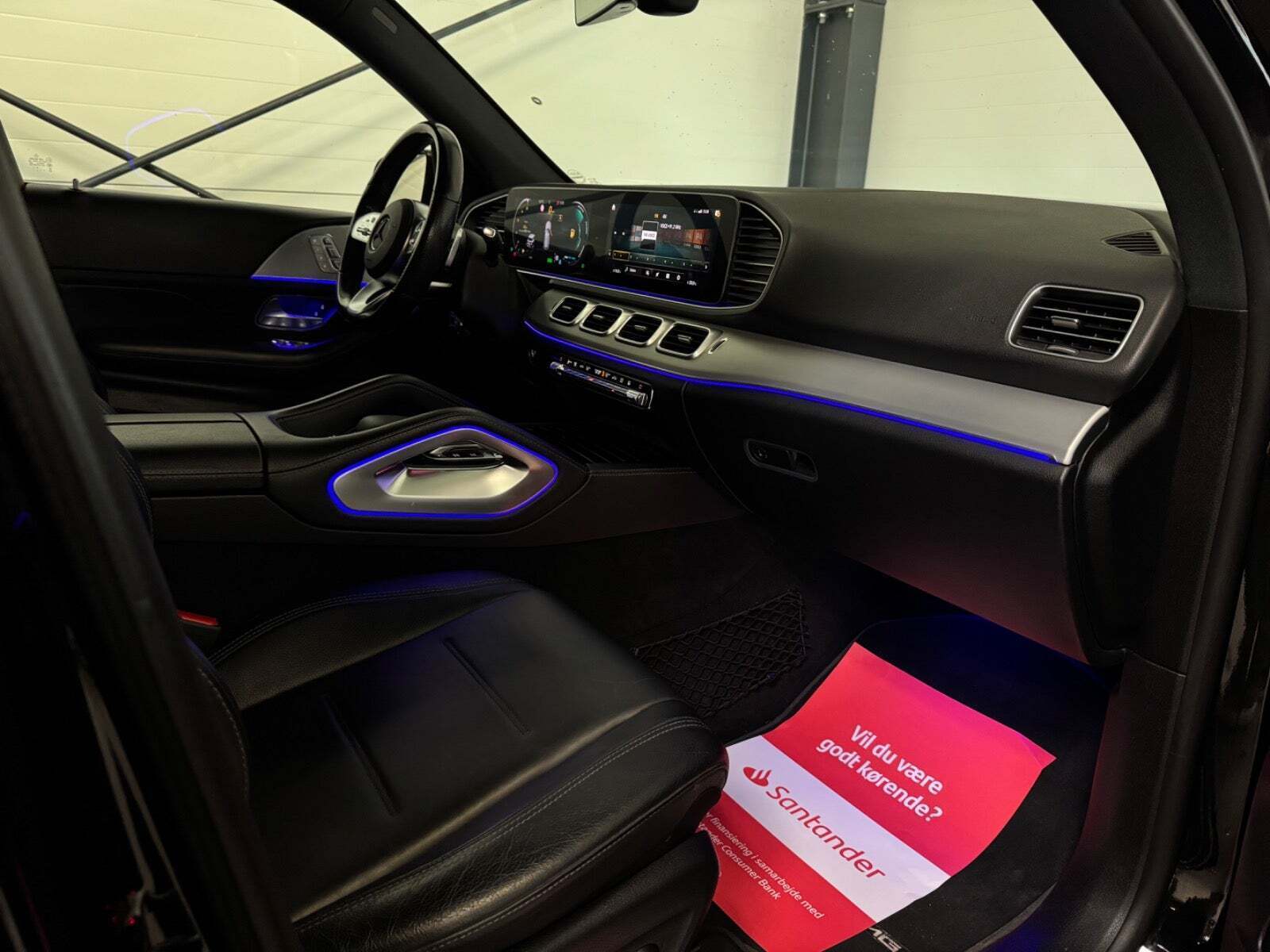 Sort Mercedes GLE450 fra 2020