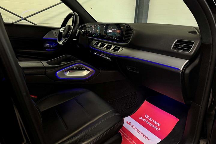 Sort Mercedes GLE450 fra 2020