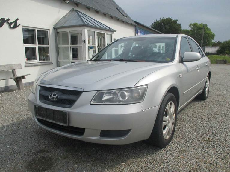 Hyundai Sonata 2,0 GLX aut.