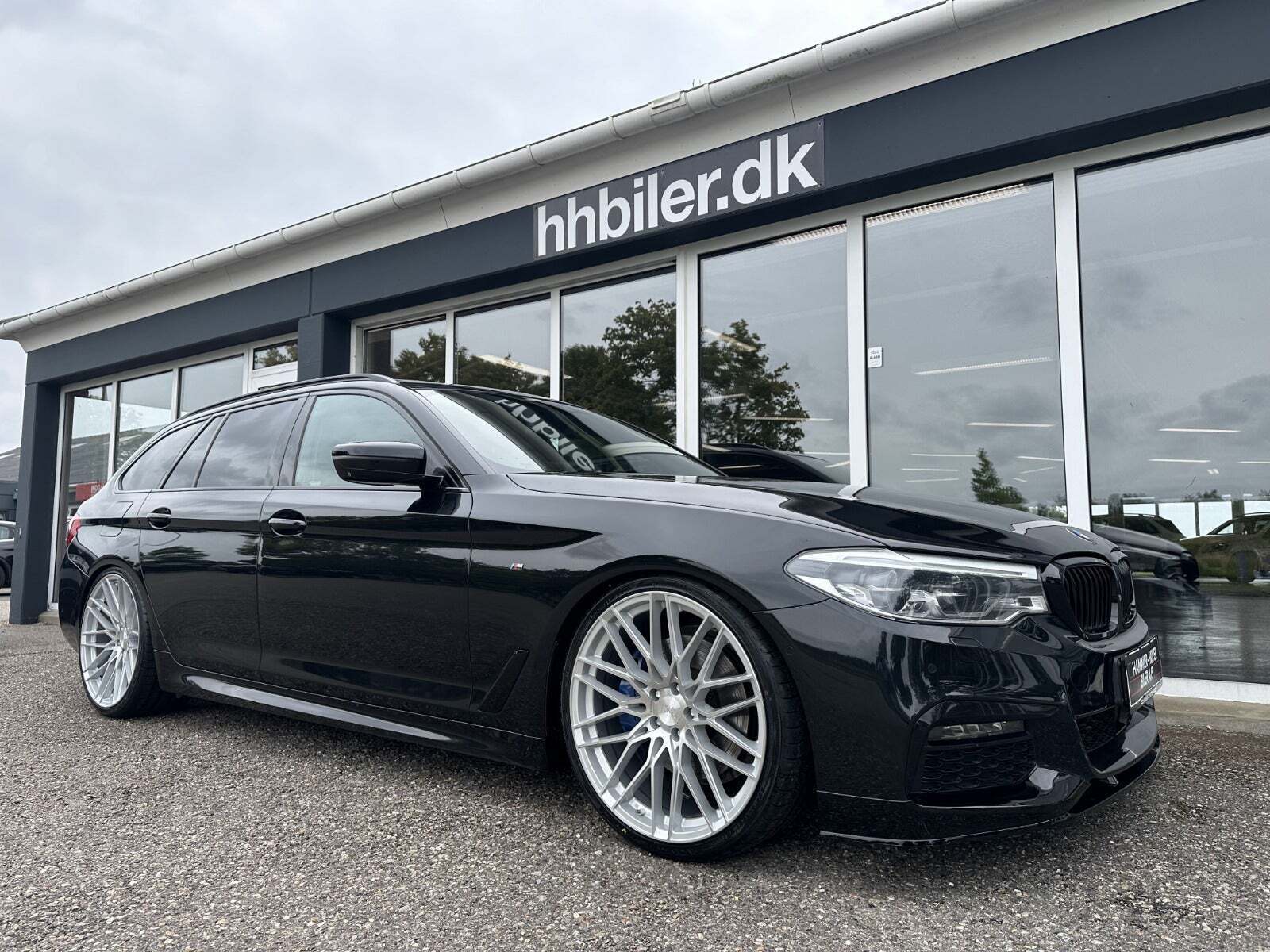 Sort BMW 530i fra 2018