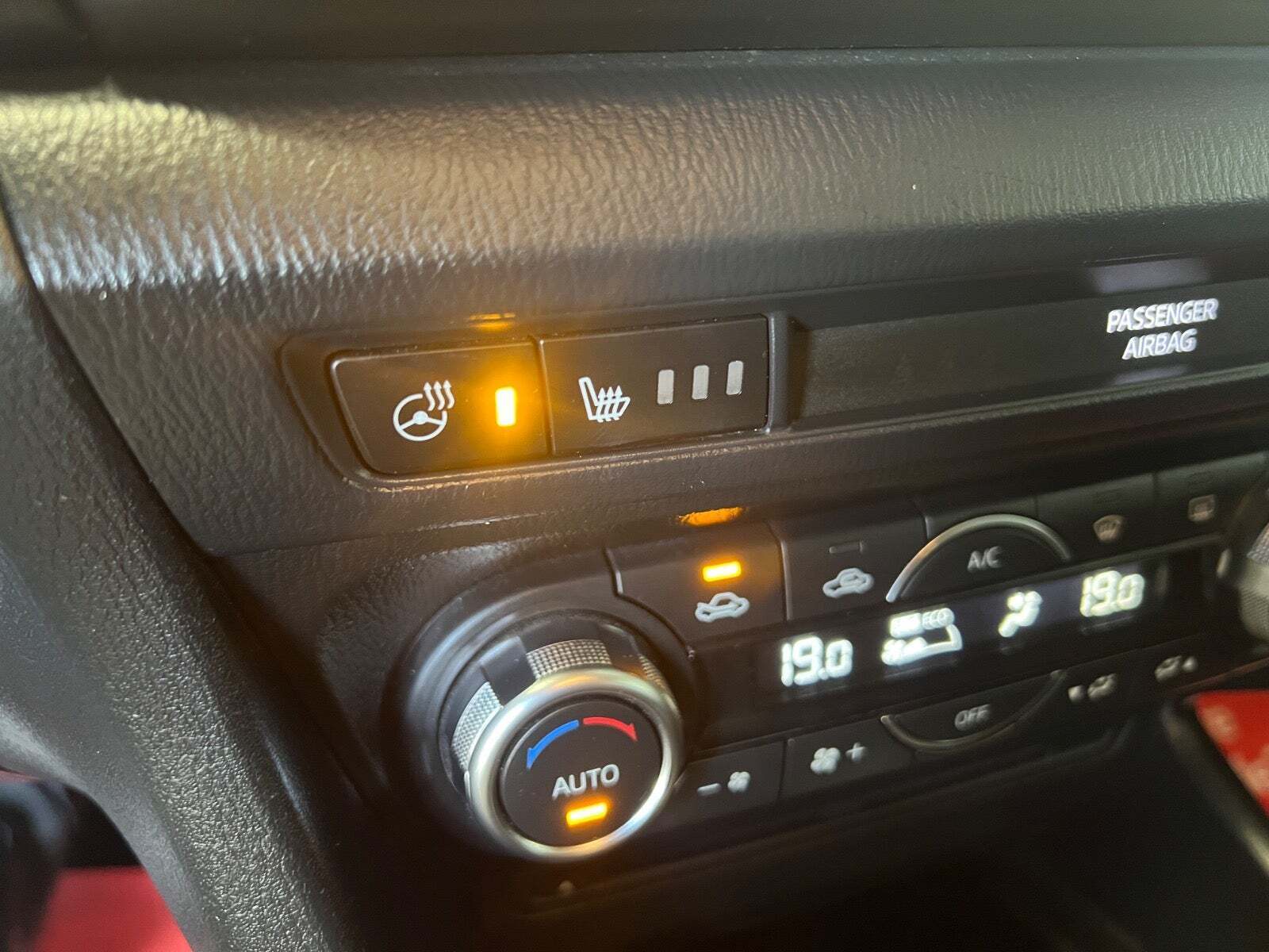 Sort Mazda 3 fra 2017