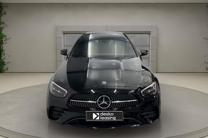 undefined Mercedes E300 de fra 2022