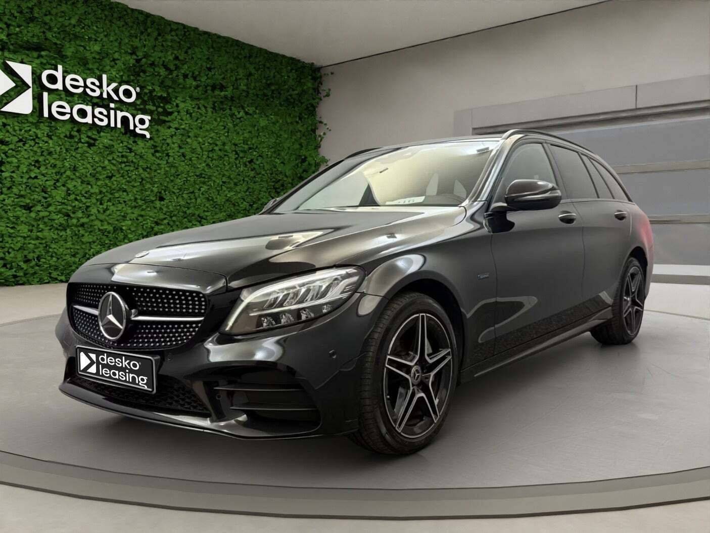 Mercedes C300 de 2,0 AMG Line Night Edition stc. aut.