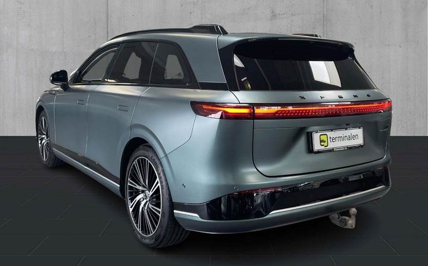 XPeng G9