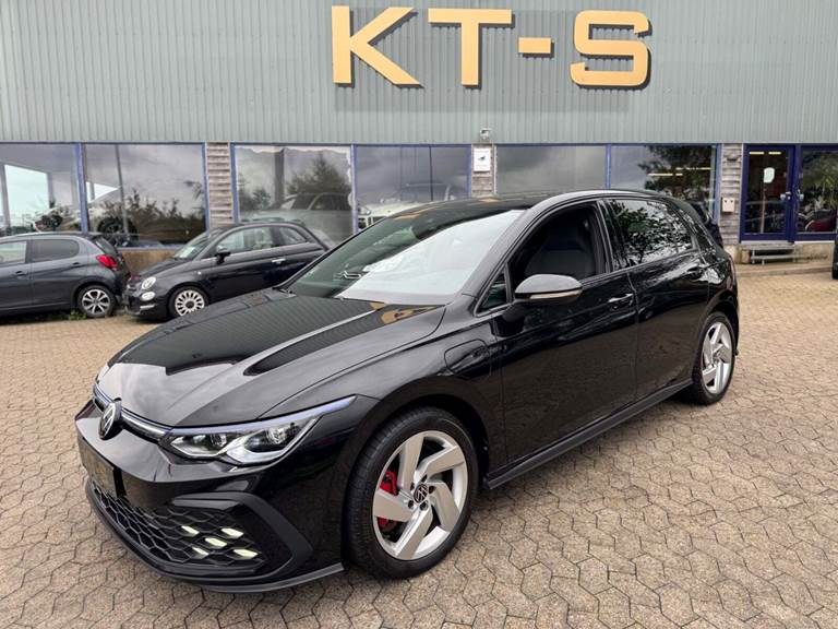 VW Golf VIII 1,4 GTE DSG