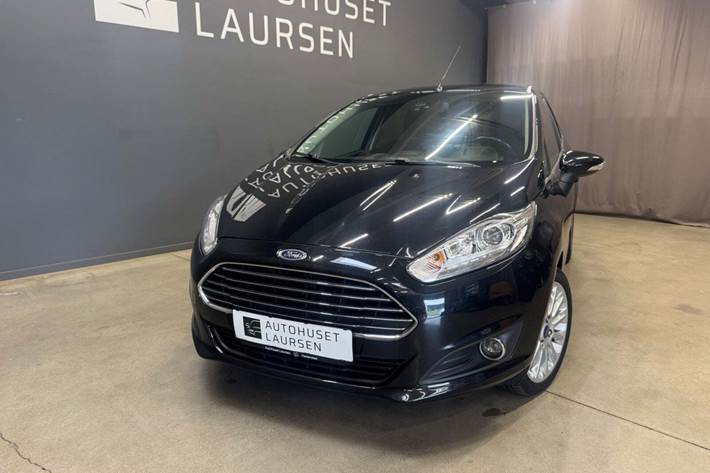 Sort Ford Fiesta fra 2014