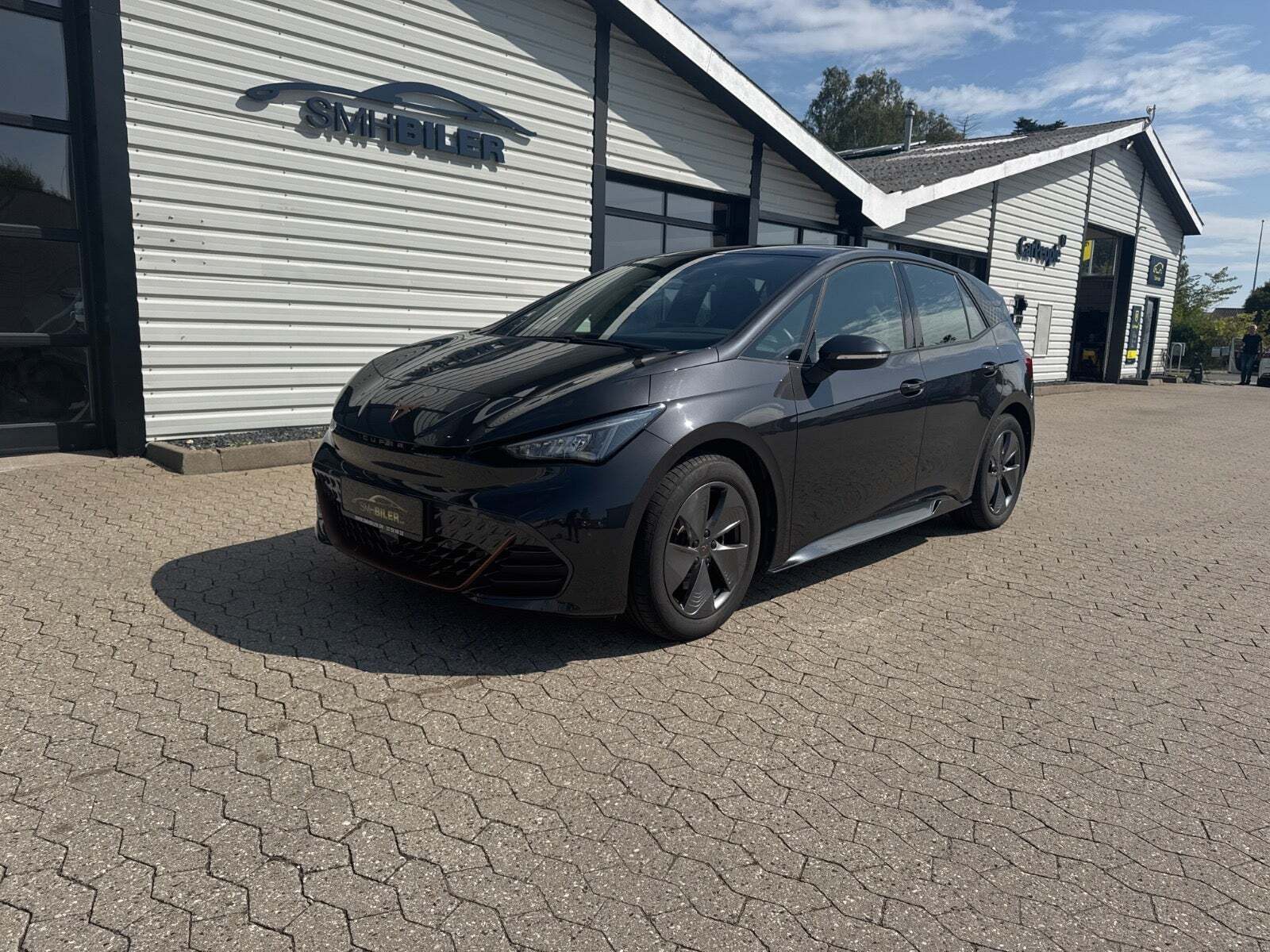 Grå Cupra Born fra 2024