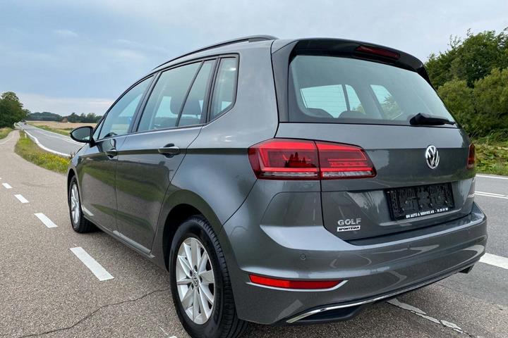 undefined VW Golf Sportsvan fra 2018