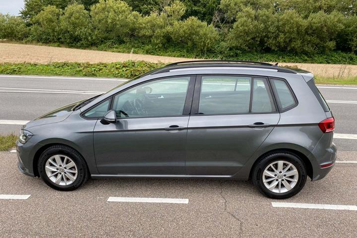 undefined VW Golf Sportsvan fra 2018