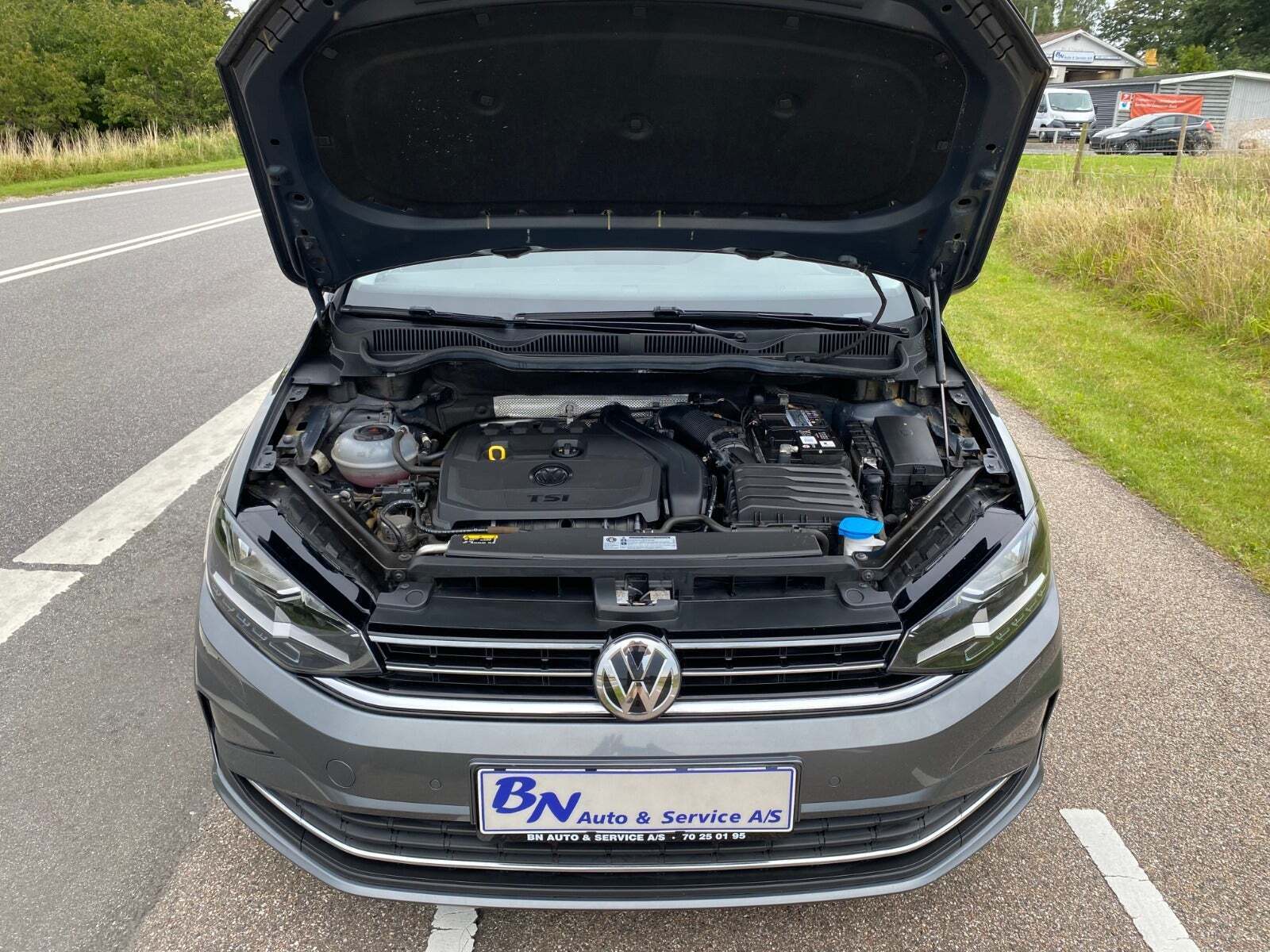 undefined VW Golf Sportsvan fra 2018 set udefra