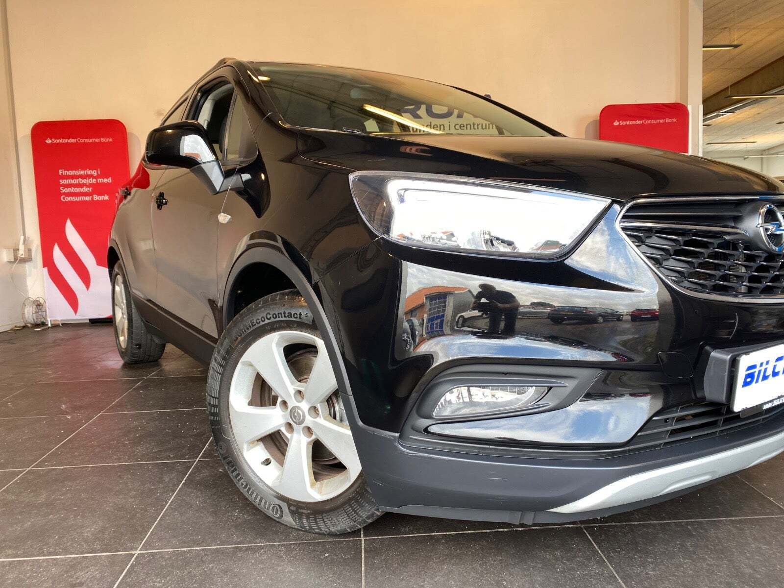Sort Opel Mokka X fra 2018