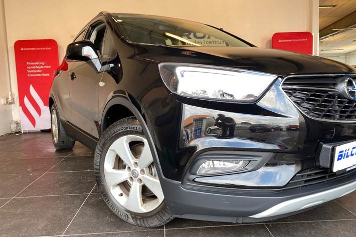 Sort Opel Mokka X fra 2018