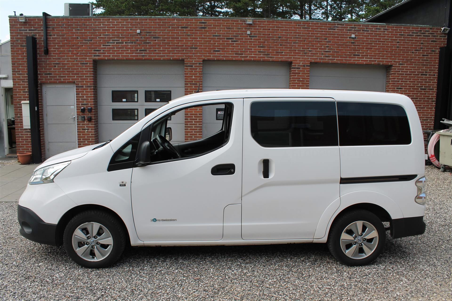 Nissan e-NV200