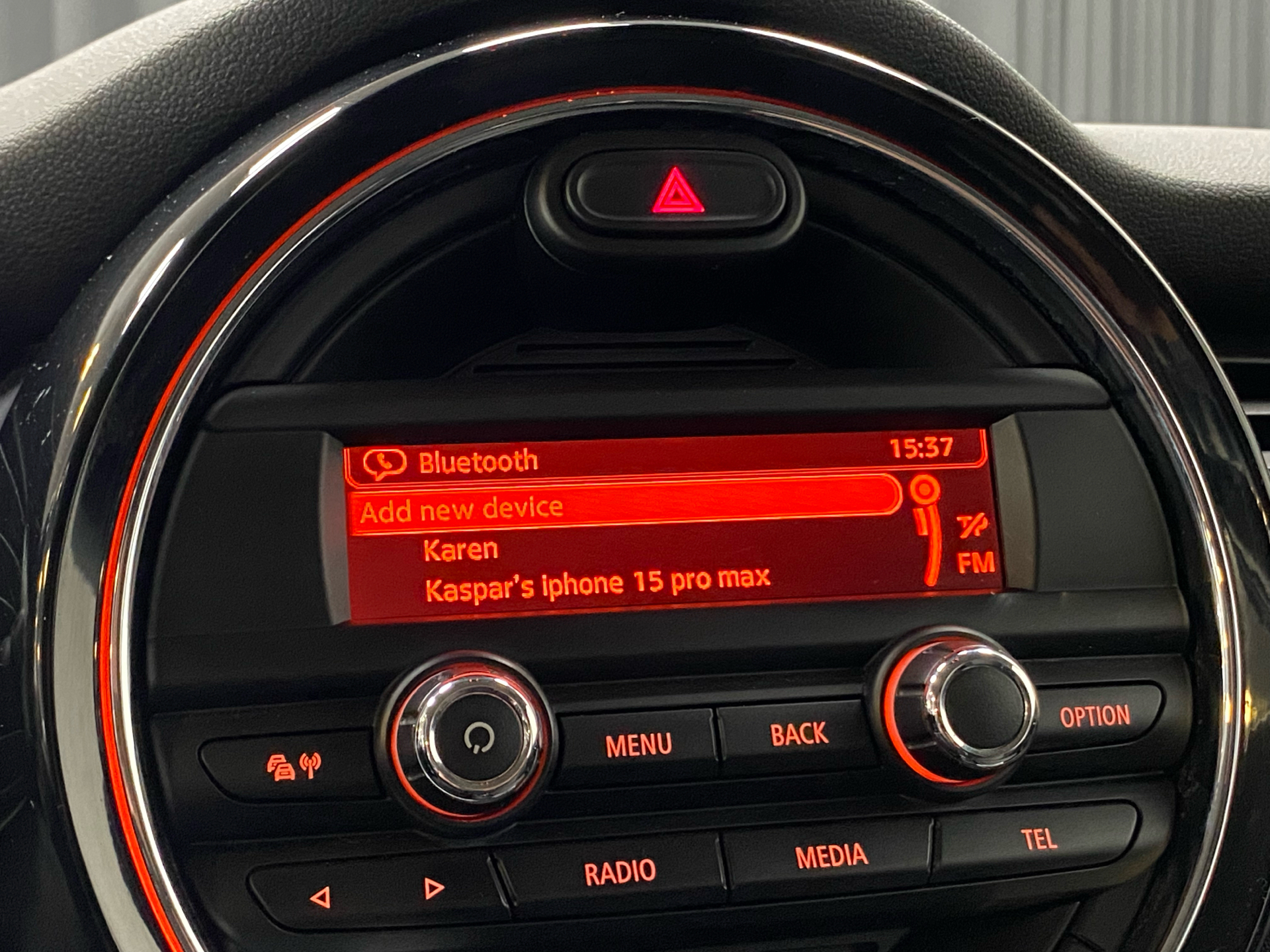 Grå Mini Cooper fra 2014