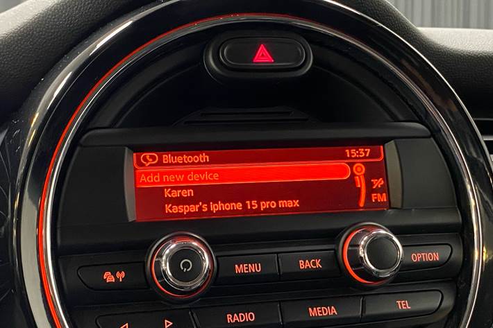 Grå Mini Cooper fra 2014