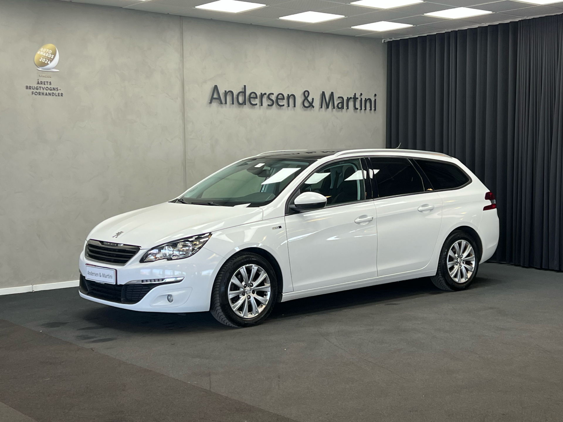 Hvid Peugeot 308 fra 2016