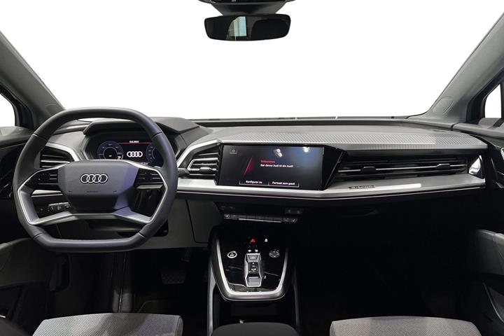 Blå Audi Q4 fra 2025