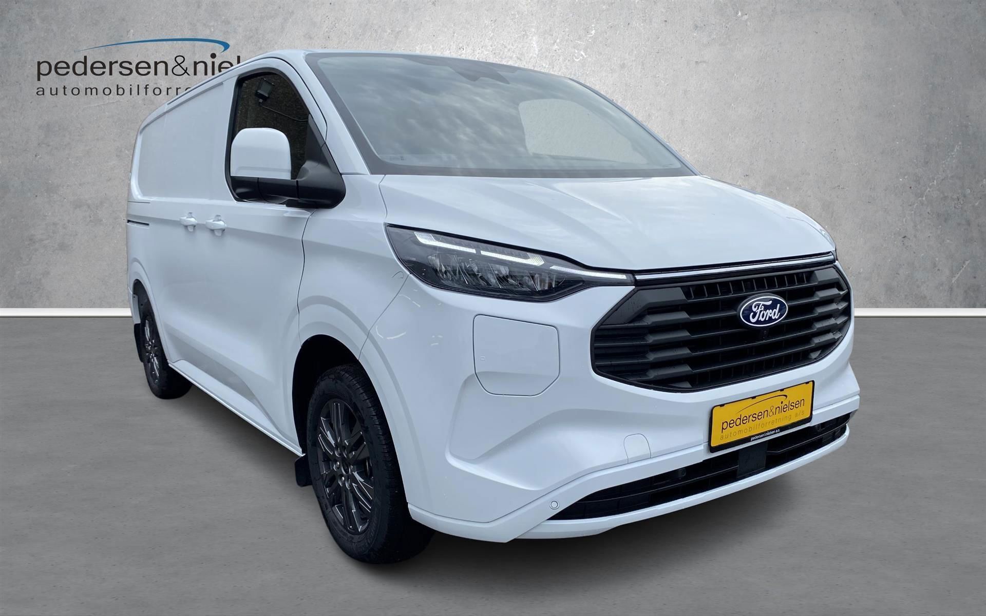 Ford Transit Custom 2,5 320 L1H1 Plugin-hybrid Limited CVT 233HK Van Trinl. Gear