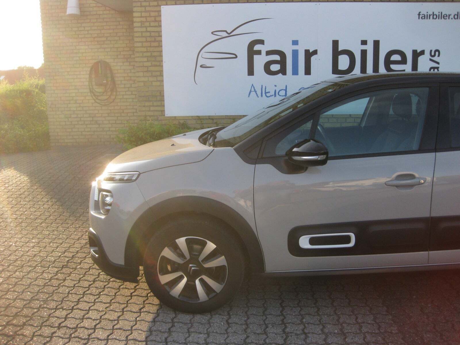 Beige Citroën C3 fra 2021