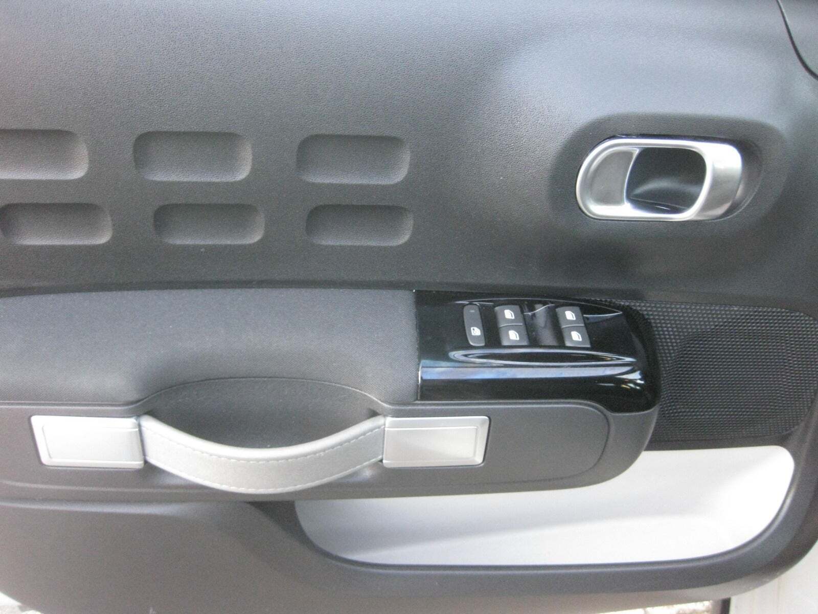 Beige Citroën C3 fra 2021