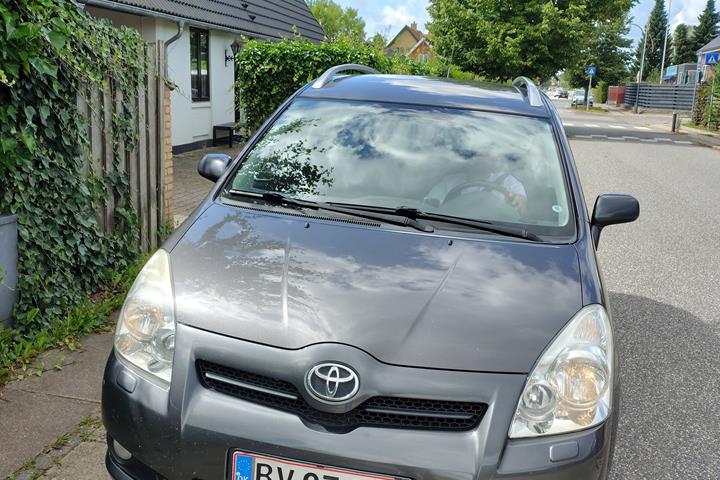 undefined Toyota Corolla Verso fra 2008
