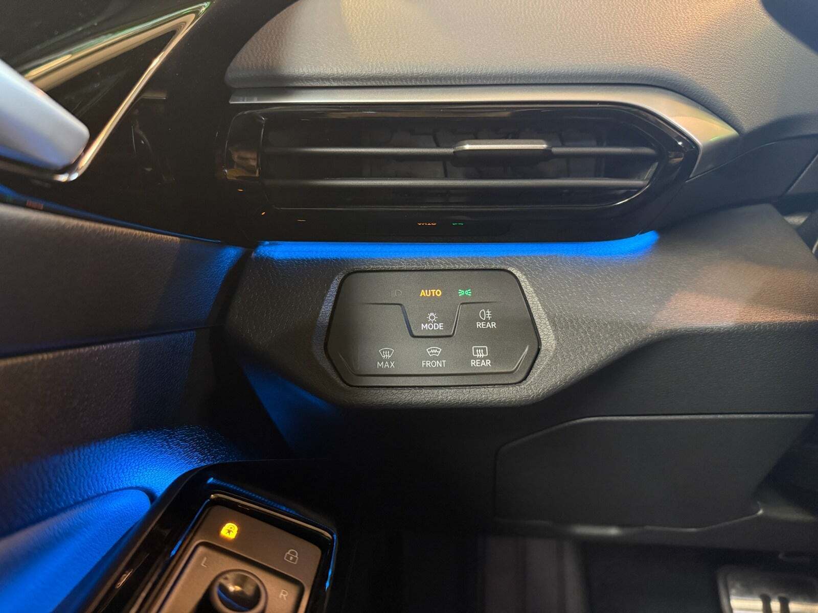 Grå VW ID.4 fra 2023