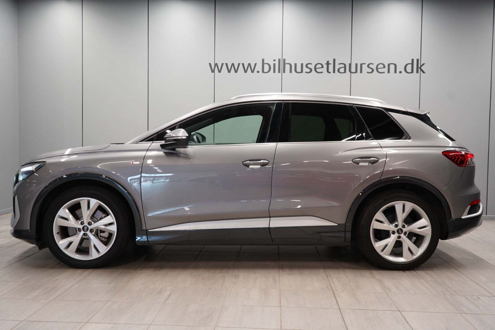 Audi Q4 e-tron 45 S-line