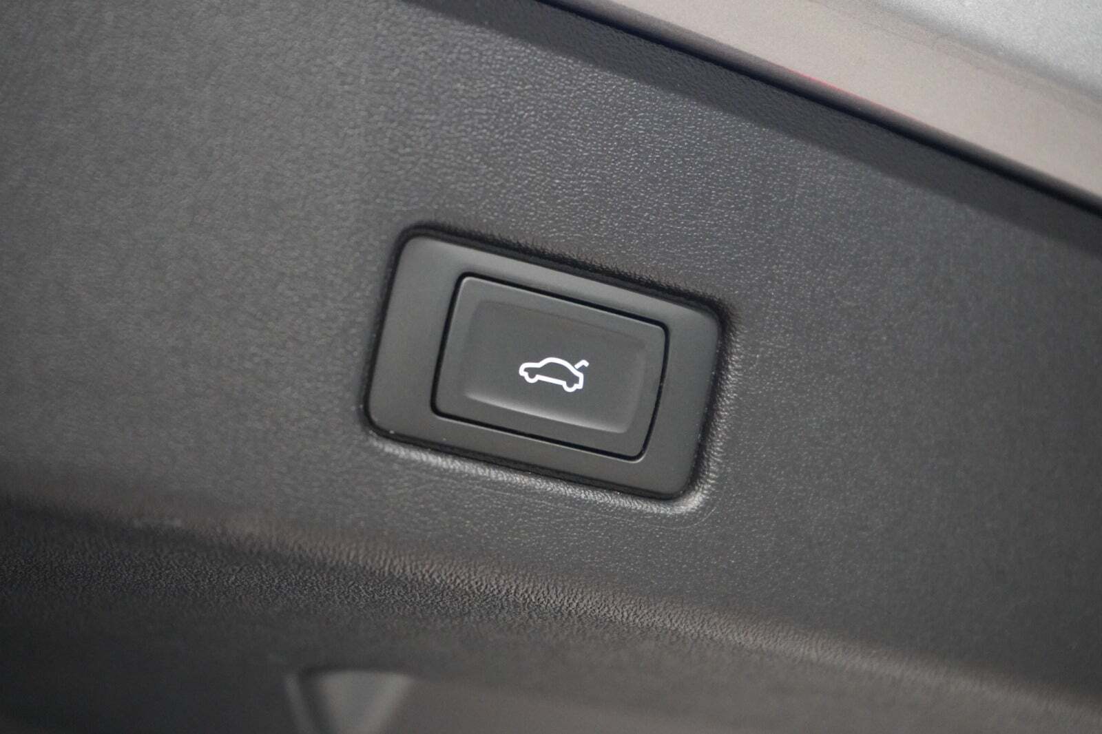 Audi Q4 e-tron 45 S-line