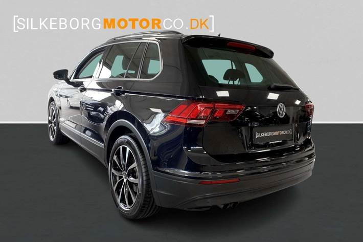 Sort VW Tiguan fra 2017