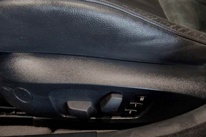 undefined BMW 330i fra 2005