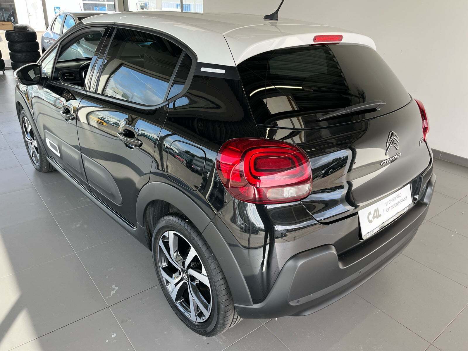 Citroën C3 1,2 PureTech 83 Shine Sport