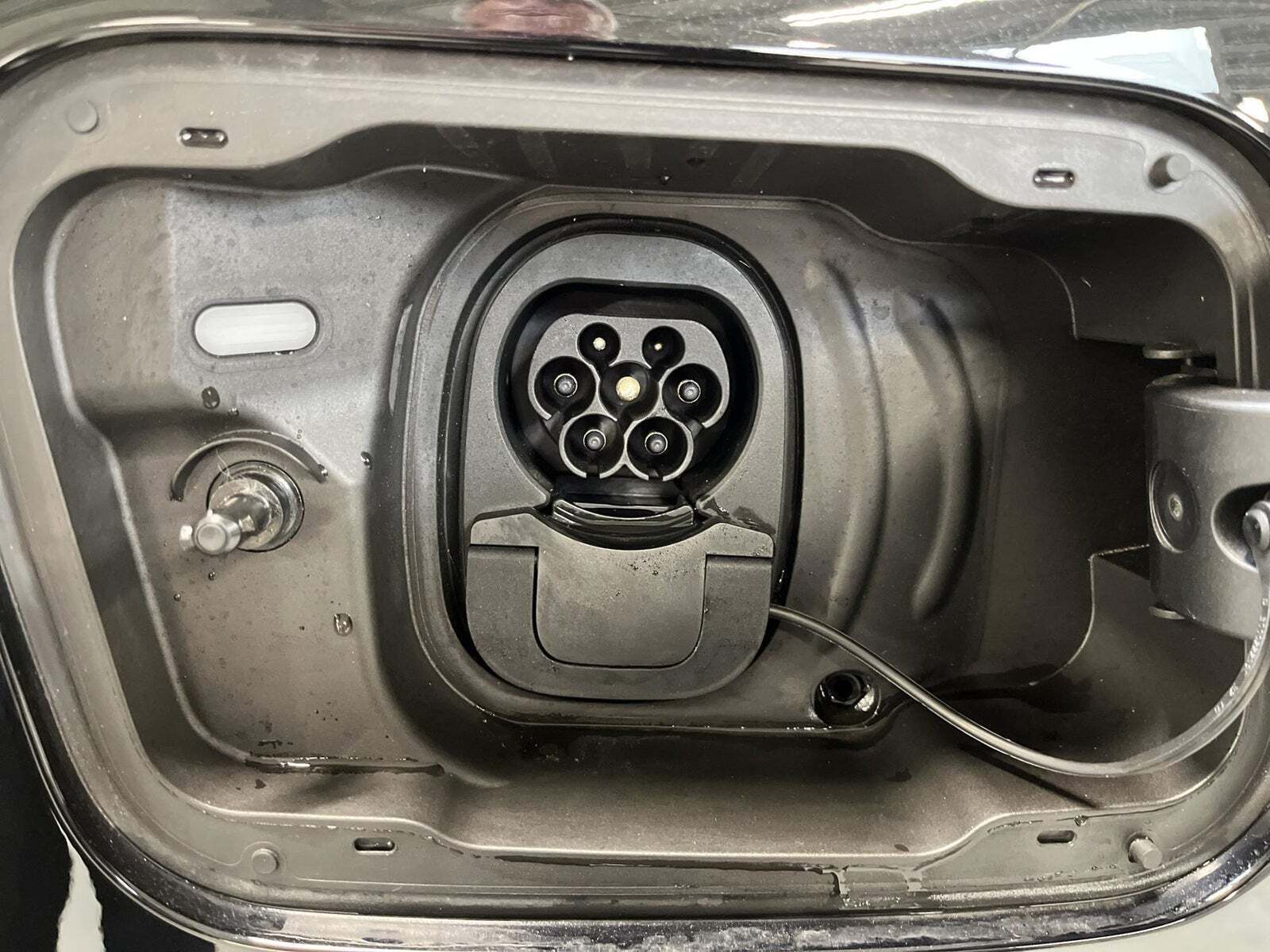 Blå Ford Explorer fra 2024