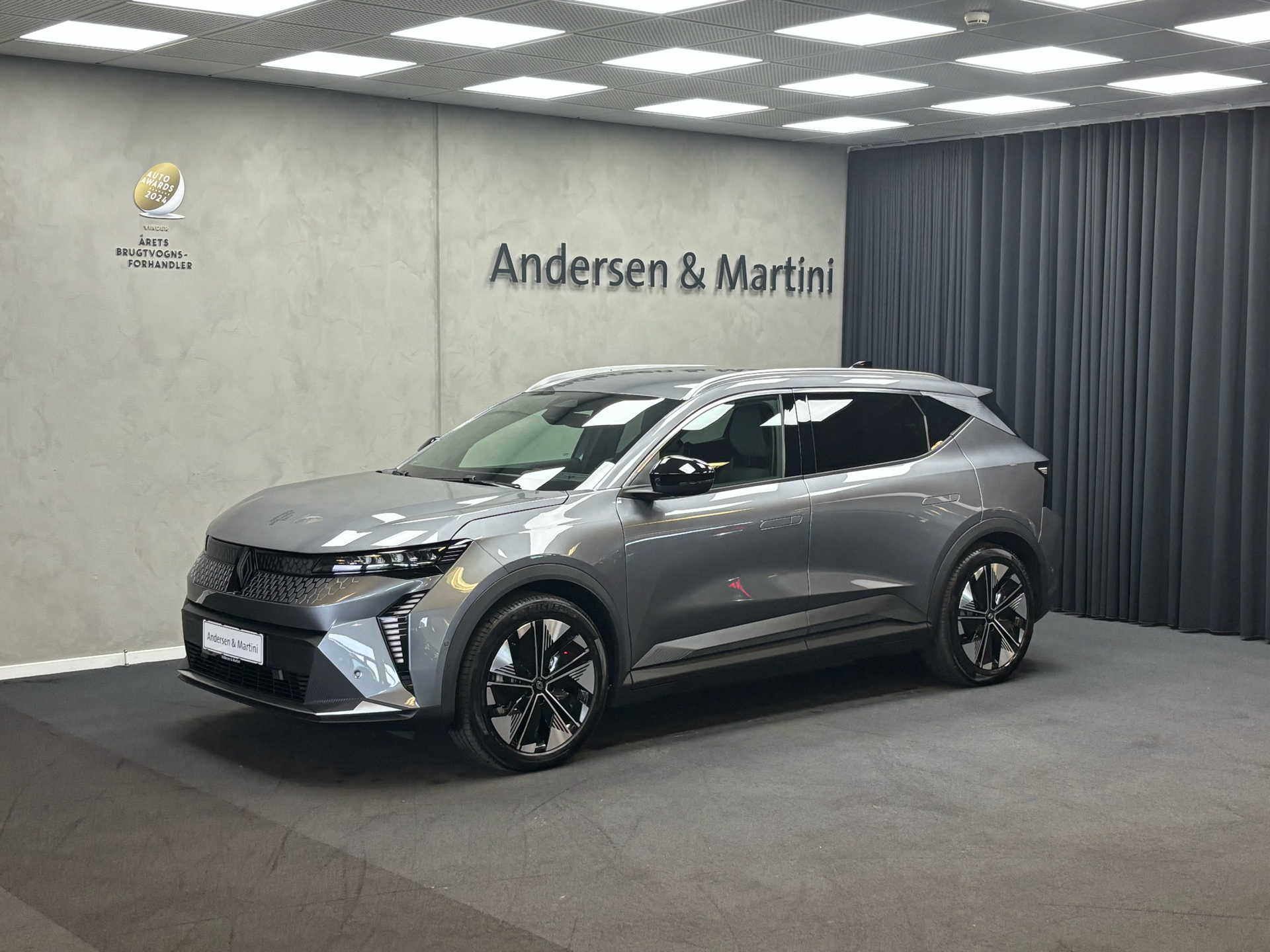 Renault Scénic E-TECH Techno 220HK Aut.