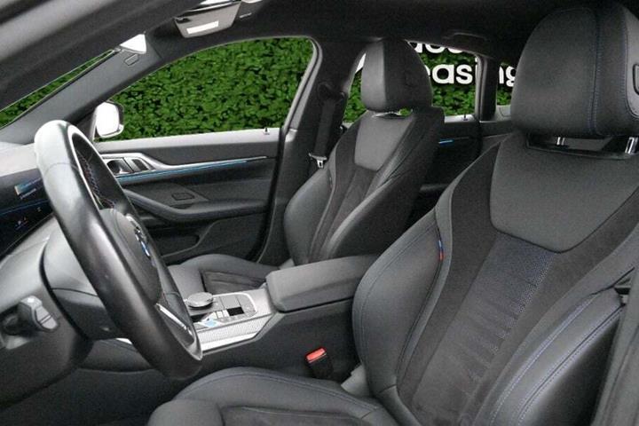 undefined BMW i4 fra 2024