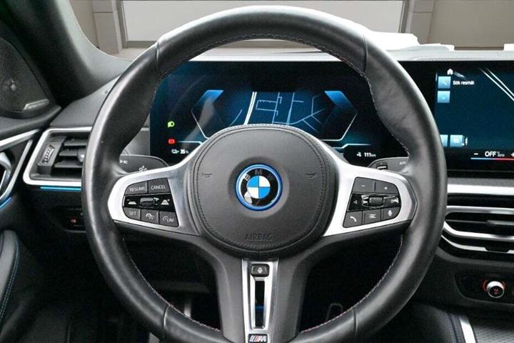 undefined BMW i4 fra 2024