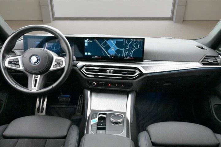 undefined BMW i4 fra 2024