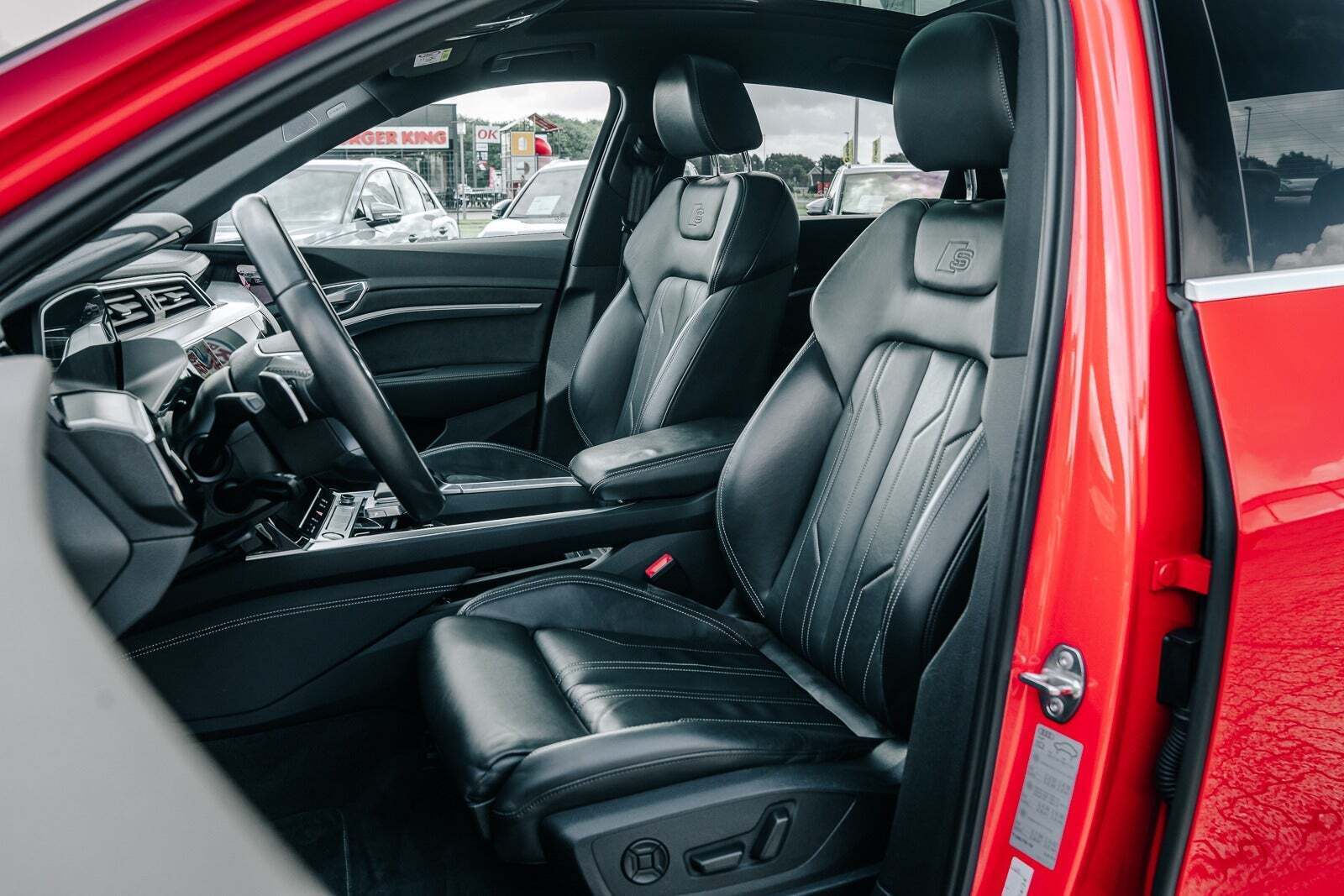 Audi e-tron 55 S-line Prestige Sportback quattro