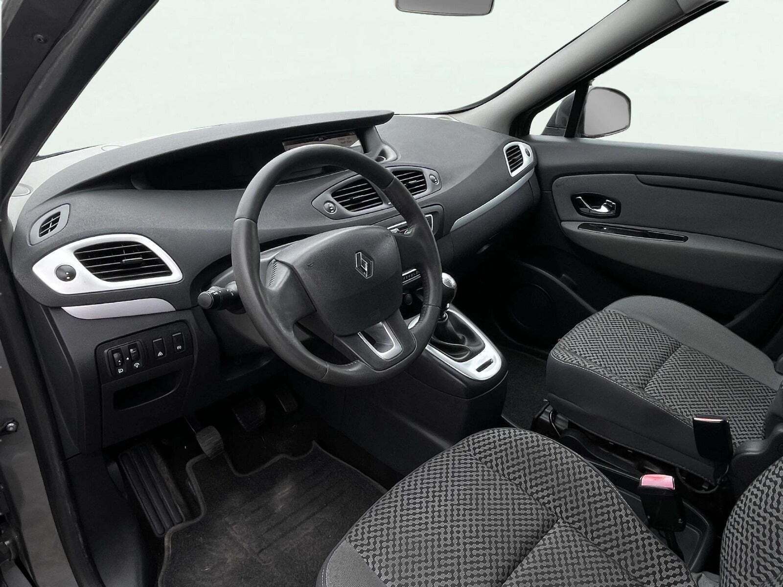 Renault Grand Scenic III 1,6 dCi 130 Dynamique 7prs