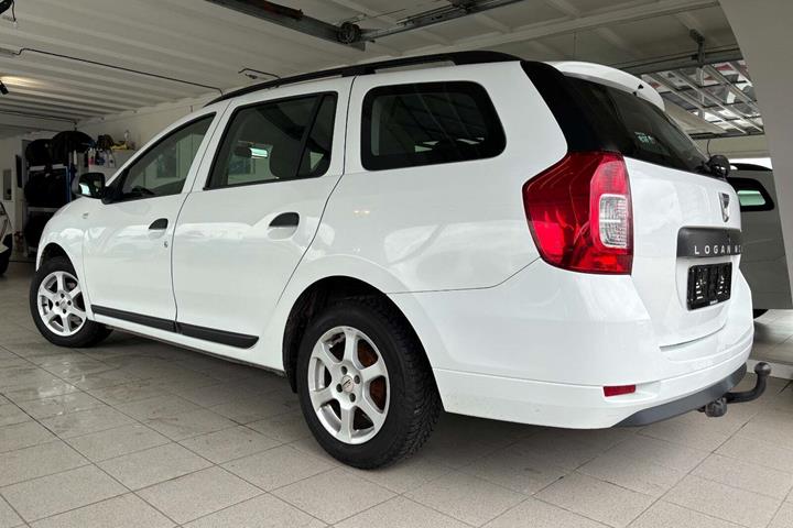Hvid Dacia Logan fra 2014