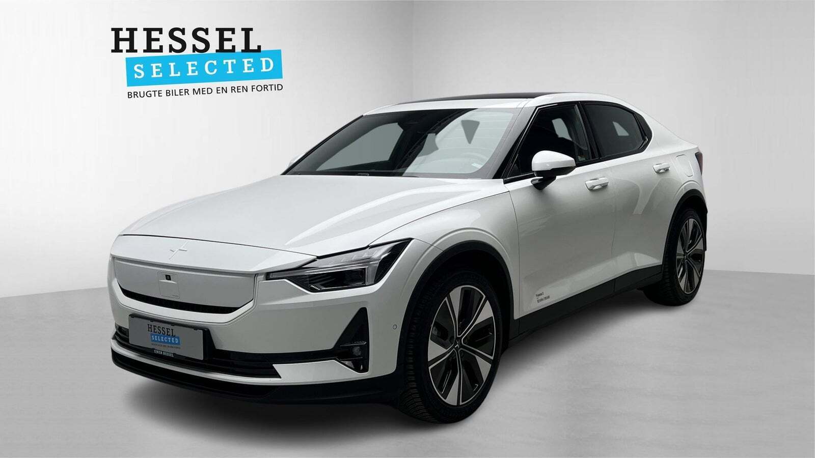 Hvid Polestar 2 fra 2024 set udefra