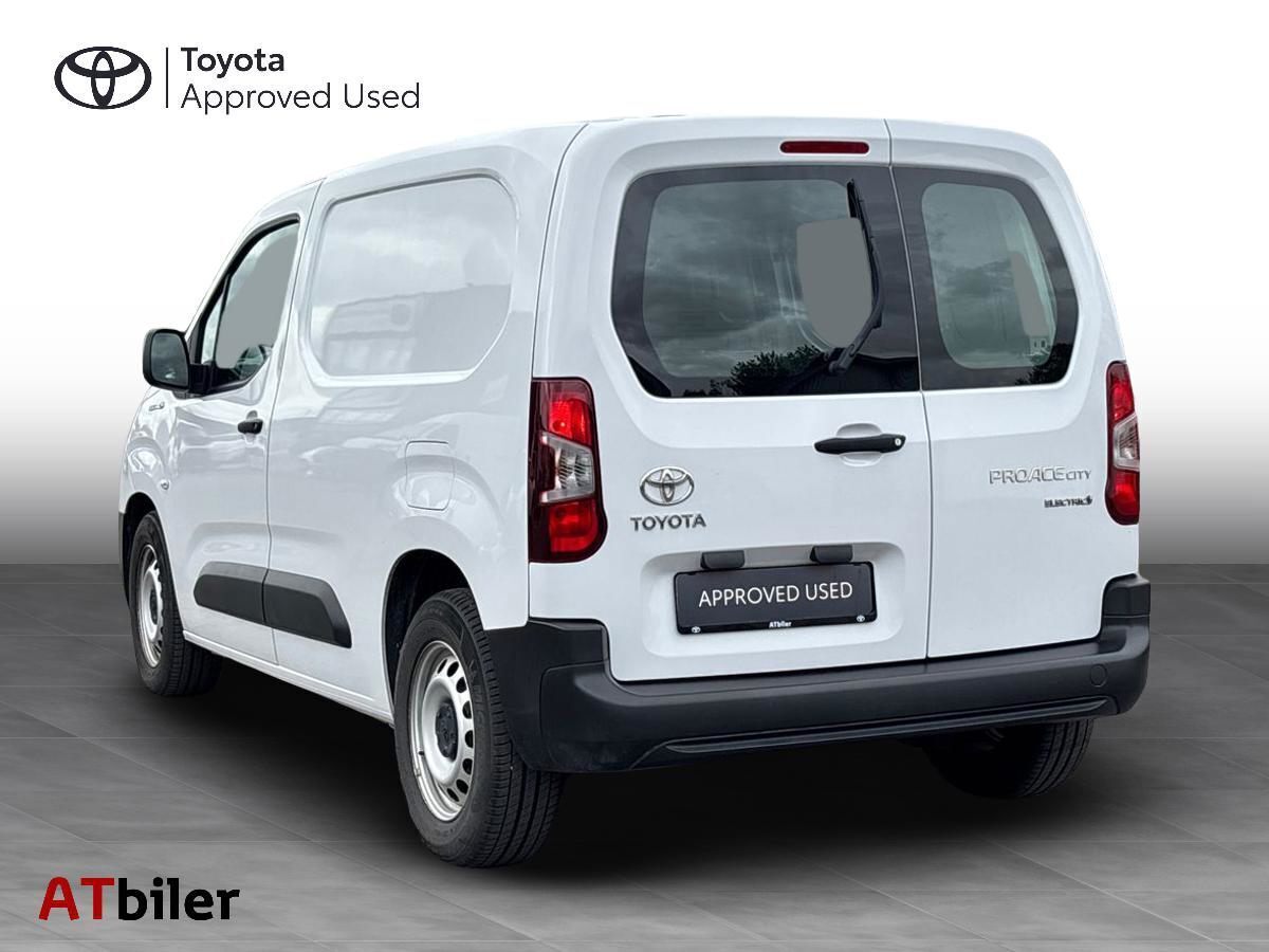Toyota Proace City Electric Medium EL Base+ 136HK Van Aut.