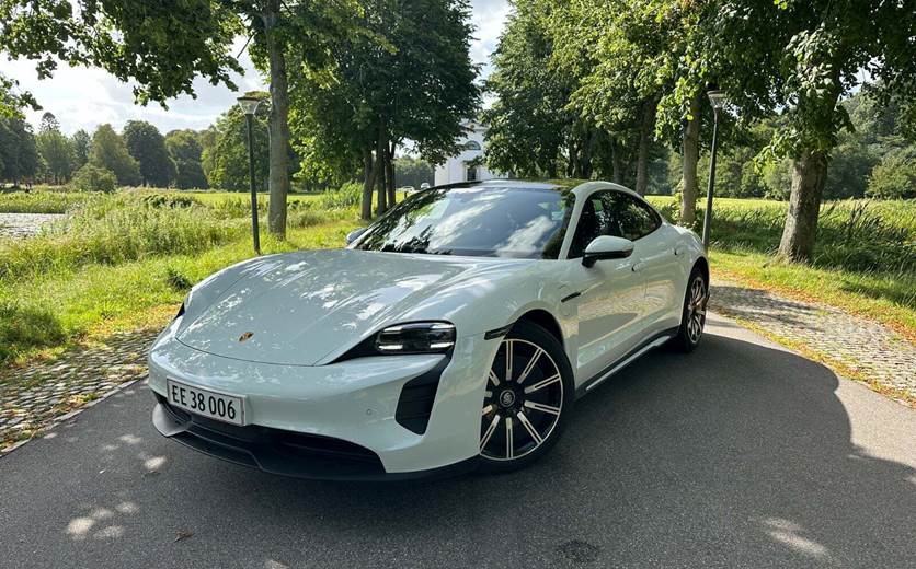 Porsche Taycan Performance+