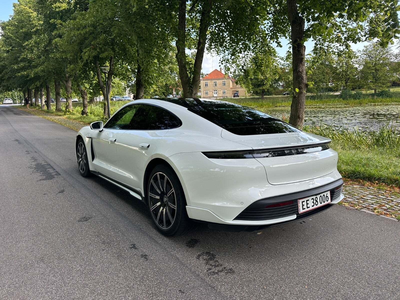 Porsche Taycan Performance+