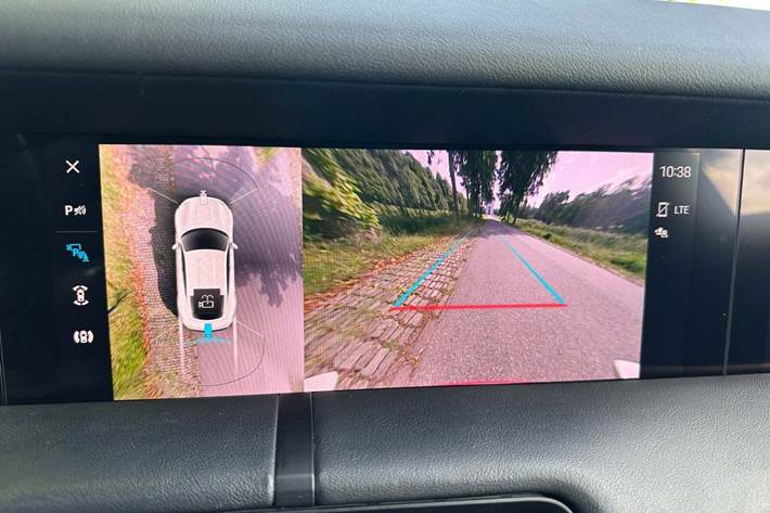 Hvid Porsche Taycan fra 2021