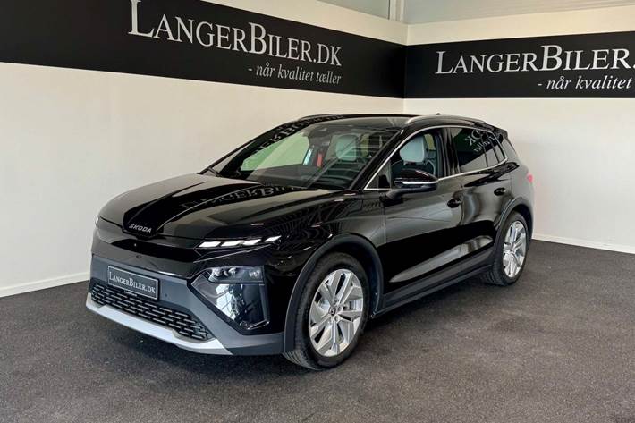 Sort Skoda Elroq fra 2025 set udefra