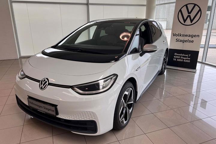 Hvid VW ID.3 fra 2020 set udefra