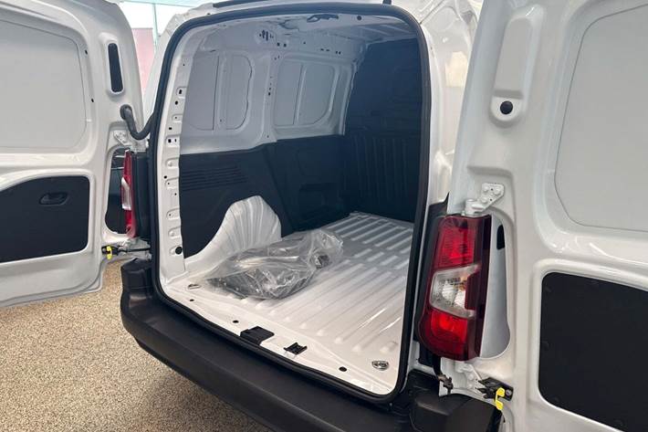 Hvid Citroën ë-Berlingo fra 2023